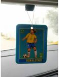 622-thickbox_default-Desodorisant-voiture-Ronaldinho.jpg